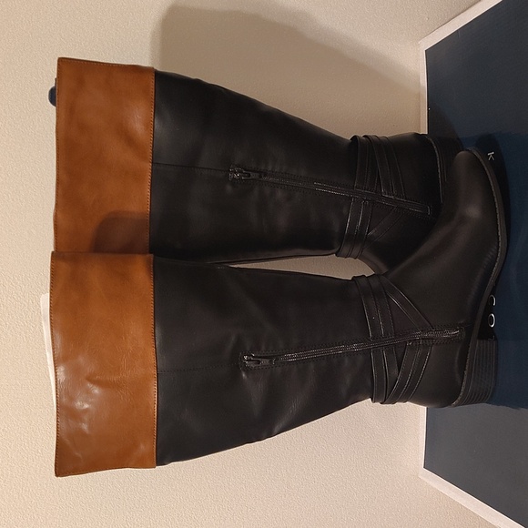 NWT Karen Scott Women's Boots - Picture 2 of 6